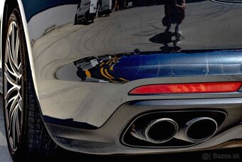Porsche Panamera Turbo 4x4 A/T - 13