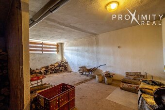 PREDAJ-Dvojpodlažný rodinný dom v Poproči obklopený prírodou - 13