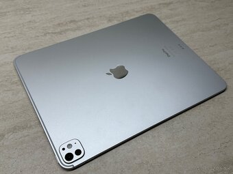 iPad Pro 13 M4 512gb Silver, kapacita: 100% (1 cyklus) - 13