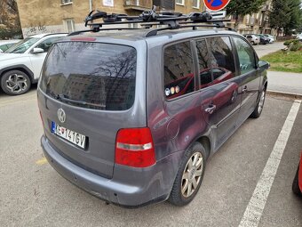 VW Touran 2L TDi 103kW r. 2004 - 13