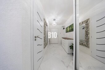Rustaveliho 2 - Na prenájom moderný 2-izbový byt s loggiou a - 13