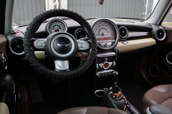 Mini Cooper Clubman 1.6 90kw A/T6 - 102 tis. km - 13