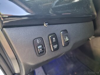 Mitsubishi Lancer Sportback 1.8  r.v.2014 - 13