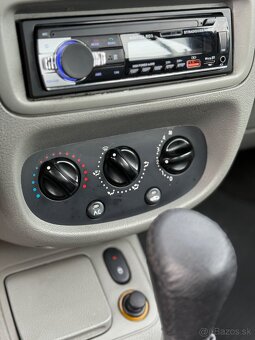 RENAULT THALIA 1.5 dCi 2007 - 13