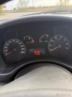 Fiat Punto Automat 2005 1.2i - 13
