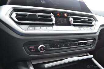 BMW Rad 3 Touring 330d X-Drive HEV - 13