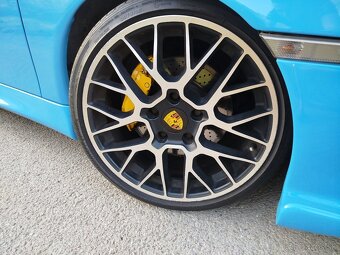 Porsche Carrera 911 996 3.4i - 13