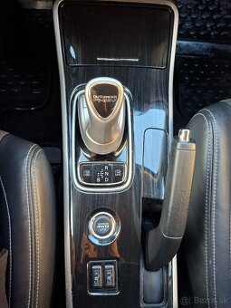 Mitsubishi Outlander 2.0 PHEV 4x4 - 13