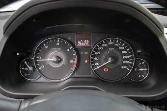 Subaru Legacy 2.0 D AB Classic - 13