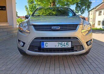 Ford Kuga 2,0 TDCI 4x4 nafta manuál 100 kw - 13