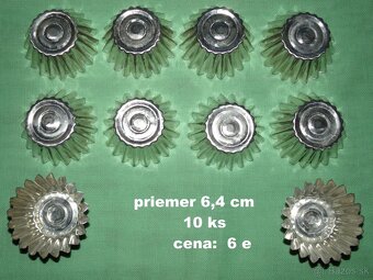 RETRO FORMIČKY, KOŠÍČKY, VANIČKY, ORIEŠKY, VYKRAJOVAČKY - 13