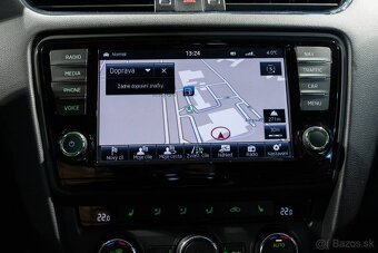 Škoda Octavia Combi 2.0 TFSI RS - 13