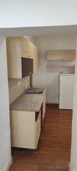 Dubnica - Učko, kancelárie-sklad na prenájom - 13