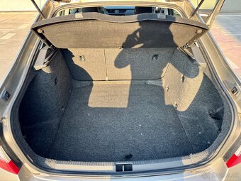 Predám Škoda Octavia 1.6 TDi Liftback - 13