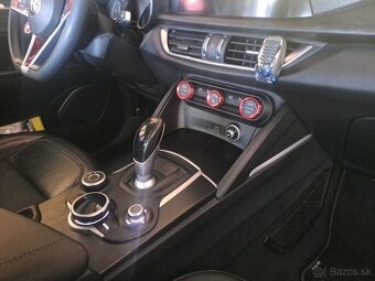 Predám ALFA ROMEO STELVIO - 13