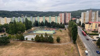 slnečný 2 izbový byt - voľný od 15.11. - 13