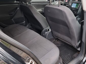 Volkswagwn Golf V 1.4i - 13