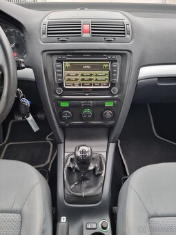 Škoda Octavia Combi 1.9 TDI Elegance za 2.990 € - 13
