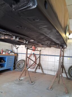 BMW E36 Compact 323ti, 125 kW, manuál - 13