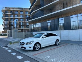 r.v 1/2017 Mercedes CLA Shooting brake / White (combi) - 13