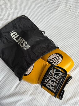 Cleto Reyes profi boxerske rukavice 12oz - 13