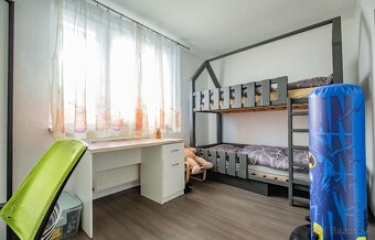 UNIKÁTNY 3 IZB. RODINNÝ DOM S GARÁŽOU, ZELENEČ - 13