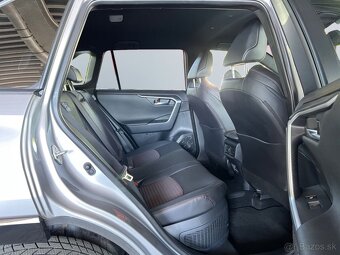 TOYOTA RAV4 Plug-in Hybrid AWD - 13