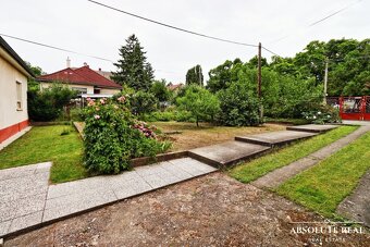 ABSOLUTE REAL/ Veľký stavebný pozemok 818 m2,DNV,ul. Na Grbe - 13