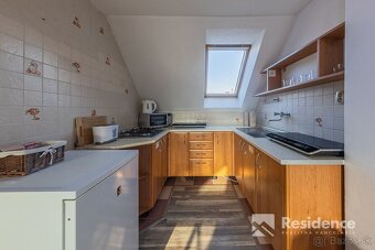 REZERVOVANÉ Rodinný penzion na predaj, Bešeňová - 13