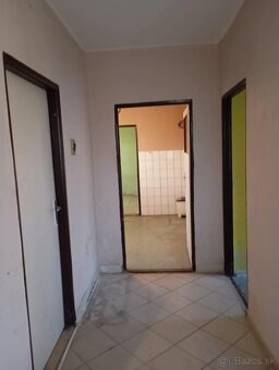 NA PREDAJ RODINNÝ DOM LEHOTA PRI NITRE - 13