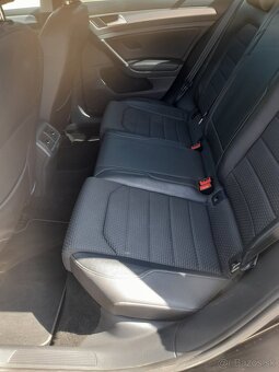 VW Golf 7 2.0 TDI Variant Bluemotion - 13
