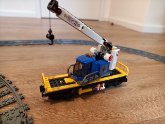 Nákladný vlak Lego 60198 + Koľaje 60205 + 60238 - 13