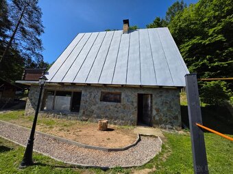 REZERVOVANÉ. chata v časti Iliavka - studničky, Ilava. - 13
