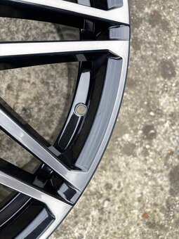 BMW ALU disky R21/R22, 5X112, X5/X6/X7 M-performance - 13