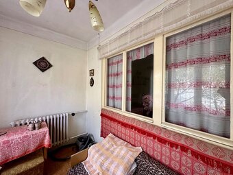 MAĎARSKO - ENCS PEKNÝ TROJIZBOVÝ DOM  S ROZLOHOU 80 M2 A PEK - 13