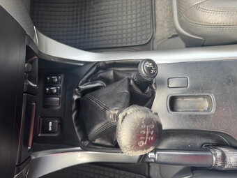 Toyota Land Cruiser 3.0 D-4D - 13