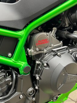 Kawasaki ZH2 SE - 200 koní,  Brembo, el. podvozok - akcia - 13