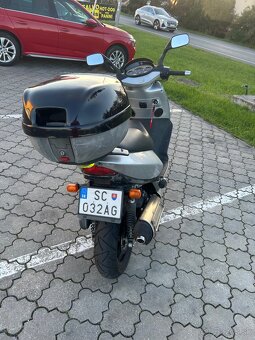Aprilia Leonardo 150 - 13