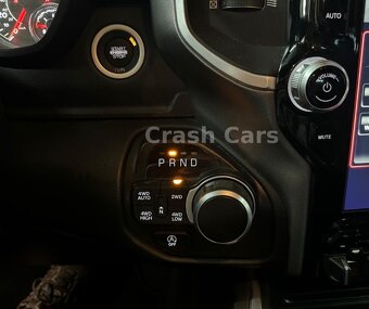 Dodge Ram  4x4 5.7 hemi 2021 rok - 13