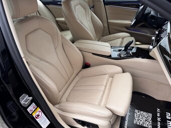 BMW Rad 5 530i xDrive A/T - 13