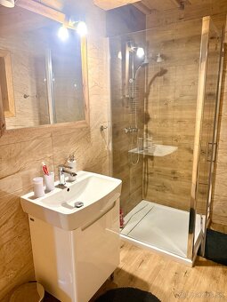 Štýlová zrubová chata pri Oravskej priehrade - 13