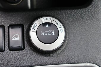 Nissan X-Trail 2.0 dCi XE - 13