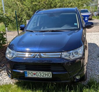 Predám Mitsubishi Outlander 3 2013 2,2DI-D 110kW - 7 miestne - 13