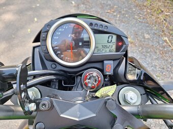 Kawasaki Z750 R - 13