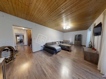 Kompletne prerobený rodinný dom s veľkým pozemkom-stačí sa l - 13