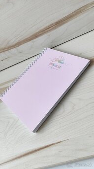 Nový Knižný diár zápisník pre knihomoľov 180 str. Dream&live - 13