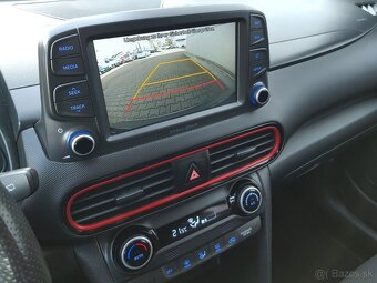 Hyundai KONA - 13