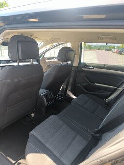 VOLKSWAGEN PASSAT VARIANT 2.0 TDI  Evo BUSINESS DSG - 13