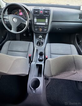 Volkswagen Golf 5 2006 1.9TDI - 13