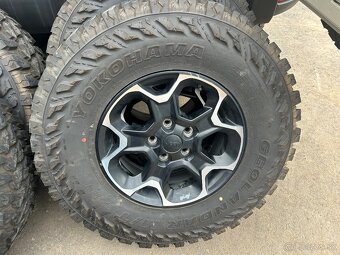 Jeep Wrangler Rubicon disky originální - 13